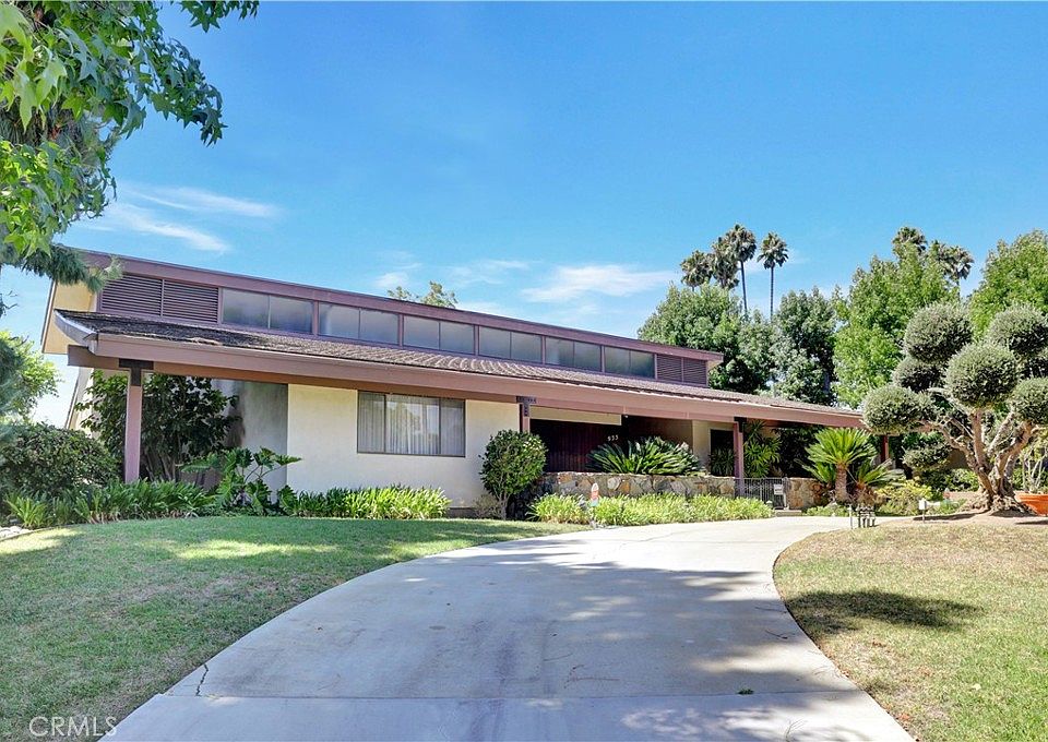 1st image of 935 Sierra Madre Blvd