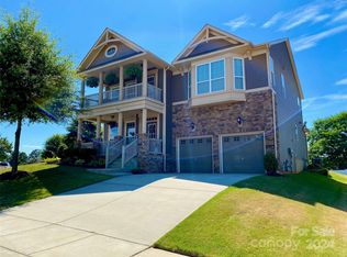 201 Silverspring Pl, Mooresville, NC 28117