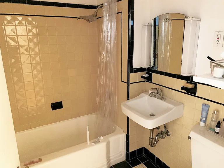 249 Commonwealth Ave #3 — Photo 8