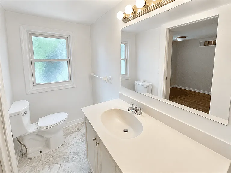 6014 Piper Ave — Photo 9