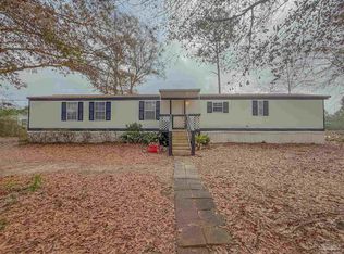 904 Brookhills Dr, Cantonment, FL 32533