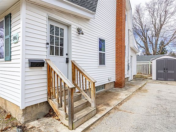 2nd image of 146 Maiden Ln