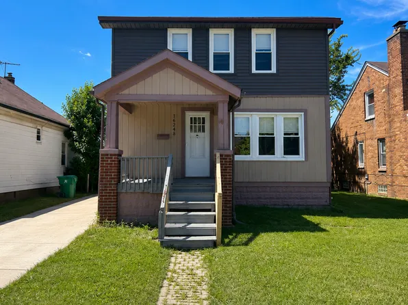 16248 Semrau Ave, Eastpointe, MI 48021