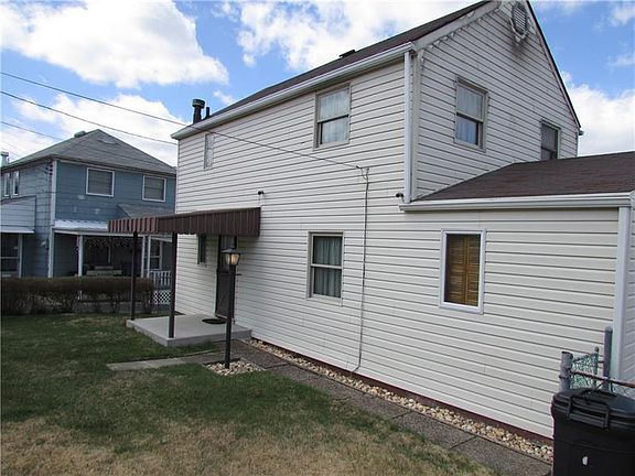 4th image of 608 Independence Dr