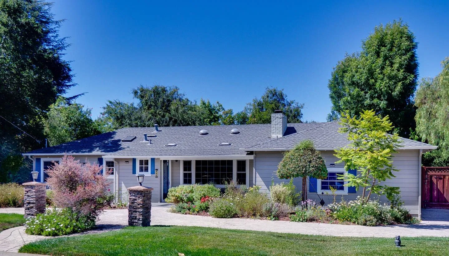 Arboleda Dr, Los Altos — Photo 3