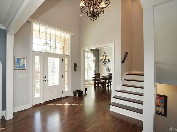 2nd image of 7280 Country Club Ln