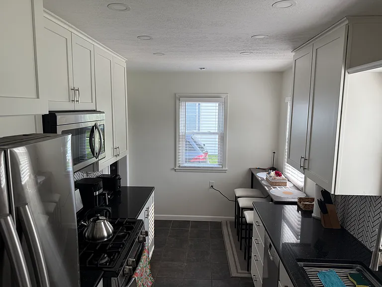 406 18th Ave SW — Photo 26