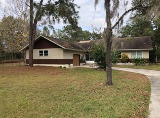 5549 W Junior Ln, Dunnellon, FL 34433