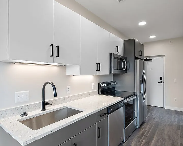 7631 E Lafayette St — Photo 28