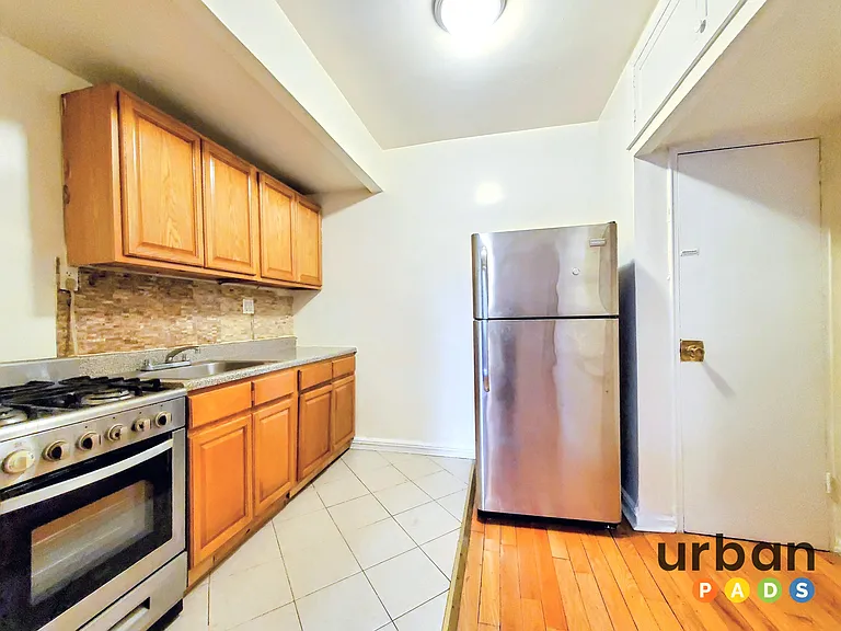 590 Ocean Ave #1G — Photo 2