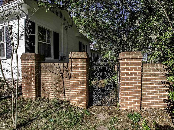 3rd image of 227 College Cir #5