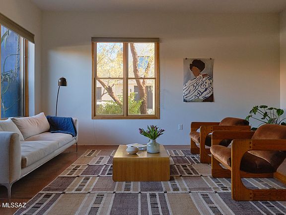 2nd image of 898 W Calle De Los Higos