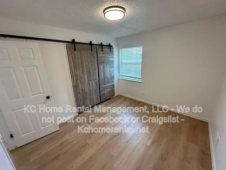300 Osage St #A — Photo 23