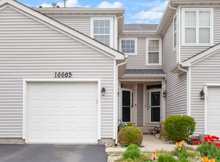 16605 S Windsor Ln, Lockport, IL 60441