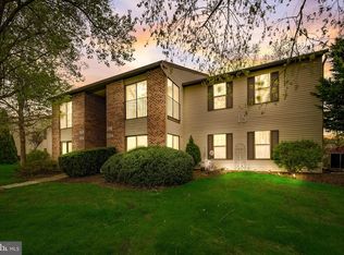 114 Birchfield Ct, Mount Laurel, NJ 08054