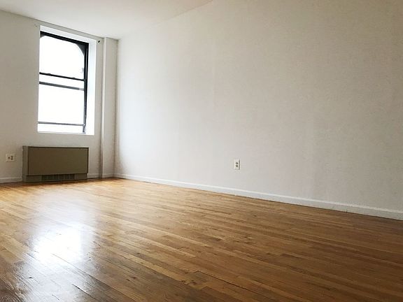 3rd image of 15 Lawton St APT 43