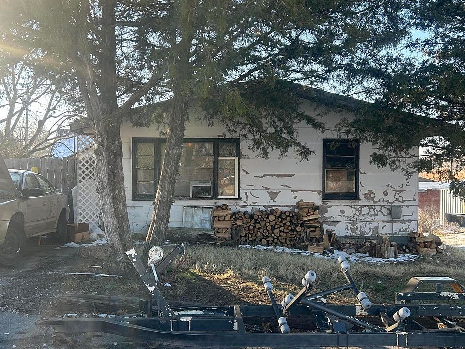 2nd image of 128 E Church Street