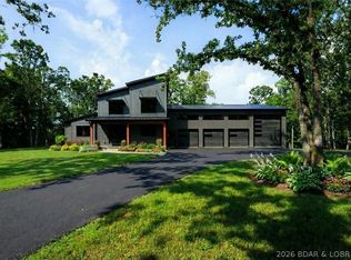 5 Antler Point, Linn Creek, MO 65052