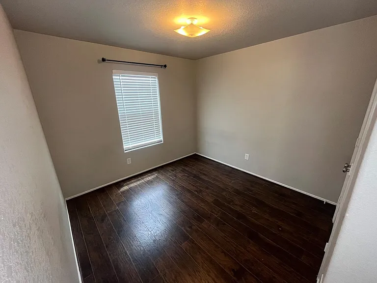 21335 Finbury Oaks Ln — Photo 6