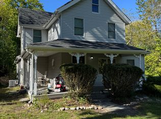 (Undisclosed Address), Port Jefferson, NY 11777