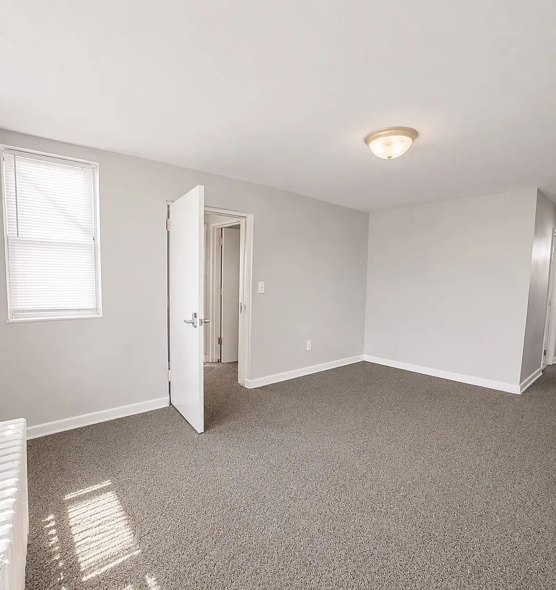 2 bed, 950 sqft, $1,250 — Photo 3