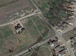 1001 Estate Dr, Ennis, TX 75119