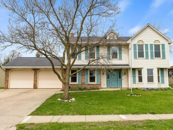 725 Valdosta Dr, Fort Wayne, IN 46825