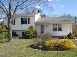 40 Mary Ellen Ln, Sicklerville, NJ 08081