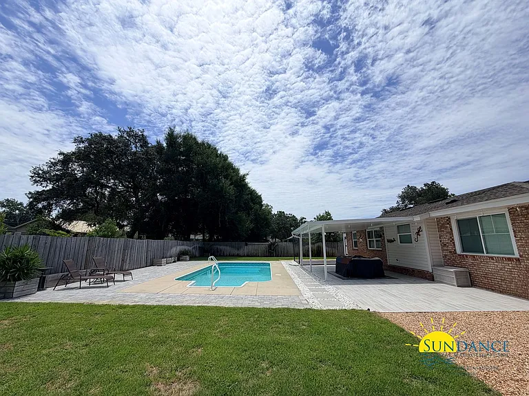 404 Lee Ln — Photo 25