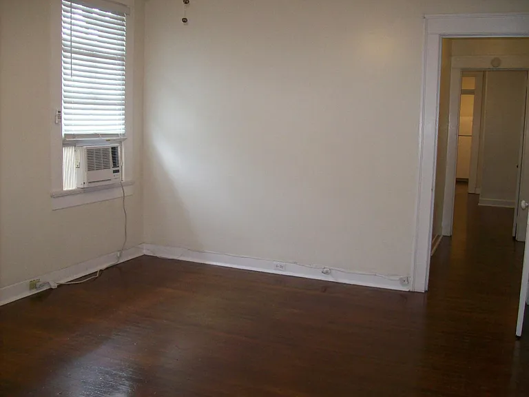 4808 Prytania St #D — Photo 8
