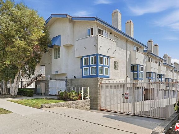 2nd image of 532 Venice Way Unit 4
