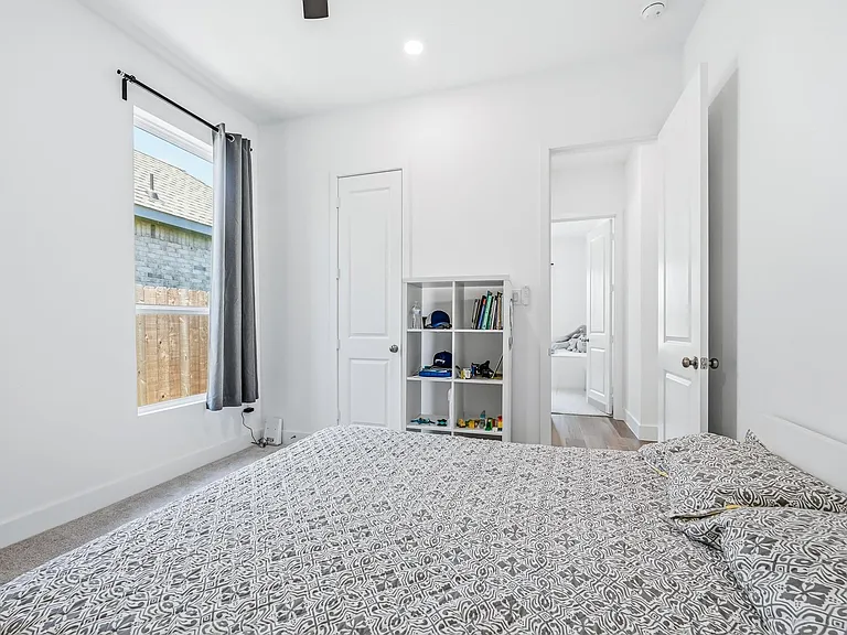 31051 Sun Valley Dr — Photo 36