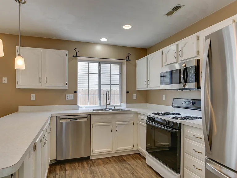 1133 Lady Ashley Dr #1 — Photo 3