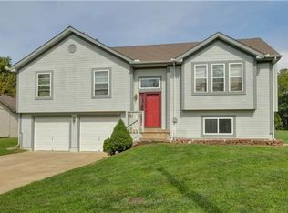 1005 S Main St, Belton, MO 64012