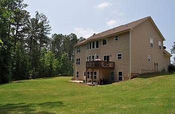 2nd image of 411 Brookfield Cir