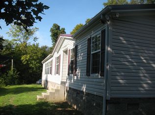 5597 S Highway 421, Manchester, KY 40962