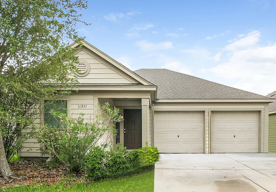 16531 Strathmore Manor Ln