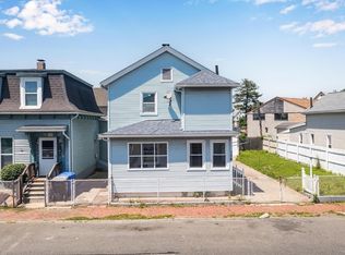 156 Florence St, Springfield, MA 01105