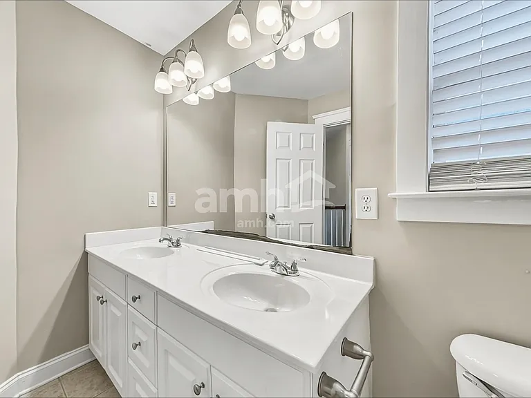 1304 Carol Oaks Dr — Photo 14