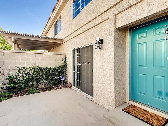 2nd image of 1004 Sun Wood Dr #1004