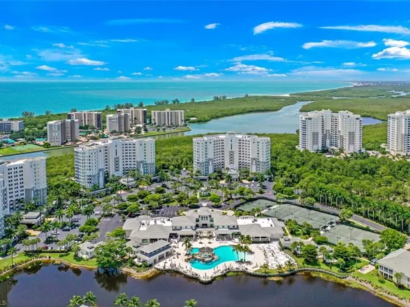 295 Grande Way APT 504, Naples, FL 34108