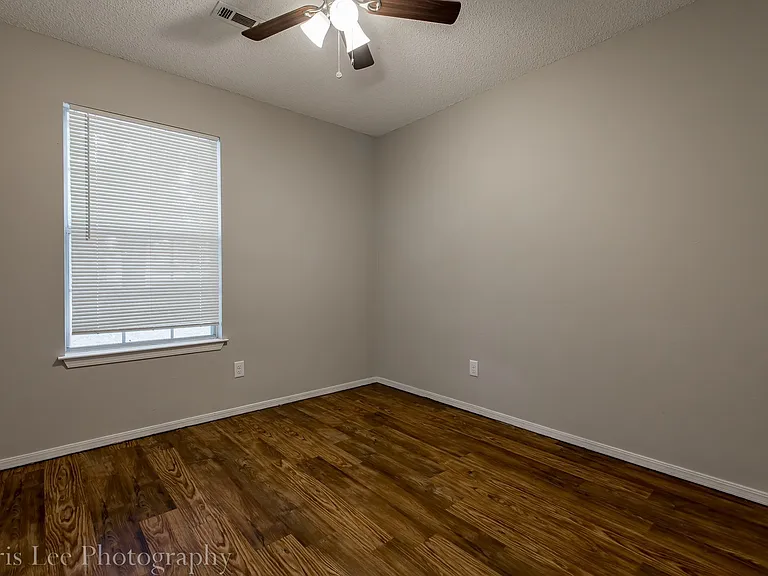 1754 N Salem Rd — Photo 5