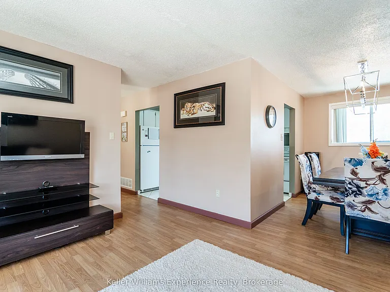 660 Harvey Ave — Photo 12