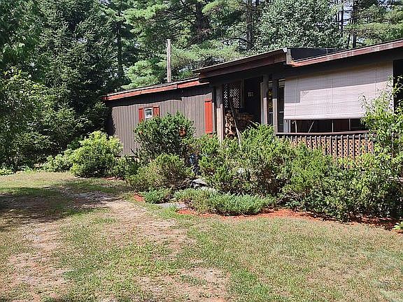 3rd image of 19 Warren Ln