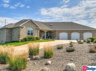 12021 S 223rd Cir, Gretna, NE 68028