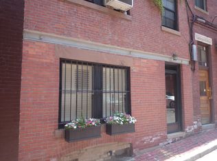 23 Ridgeway Ln, Boston, MA 02114