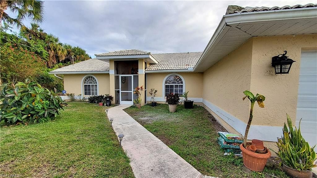 2406 Edgewater Way Lehigh Acres Fl 33936 Zillow