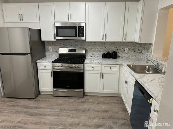 204 Forsythia Ln
