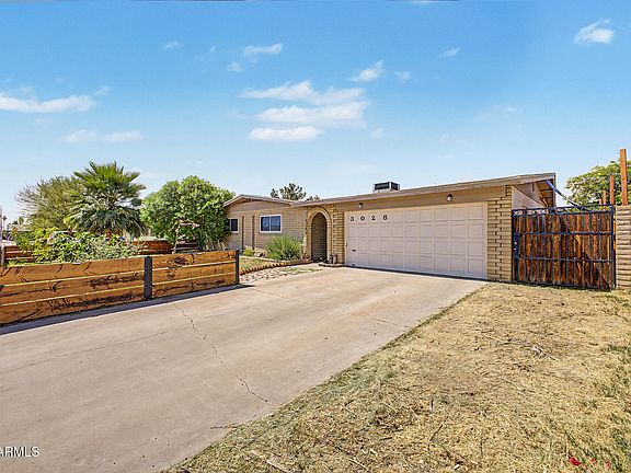 4th image of 3028 W LAUREL Lane