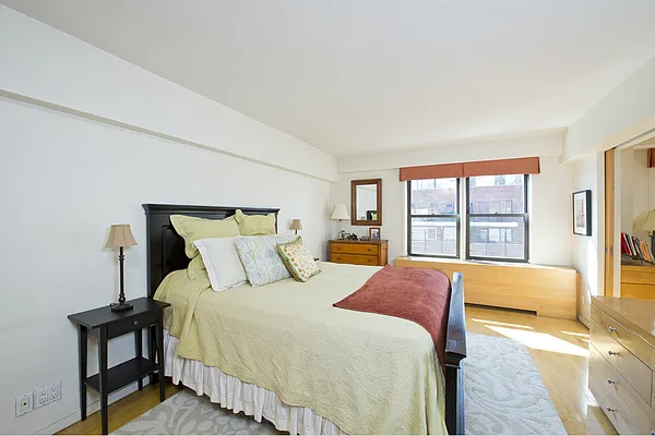 Sold by Stribling | media 17